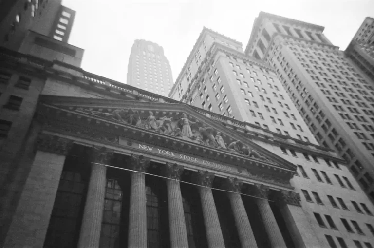 What Is Volatility? The Difference Between Risk and Just Feeling Uncomfortable